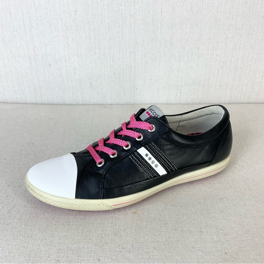 Ecco Women's Leather Street Premier Black & Pink Spikeless Golf Shoes - Size 9